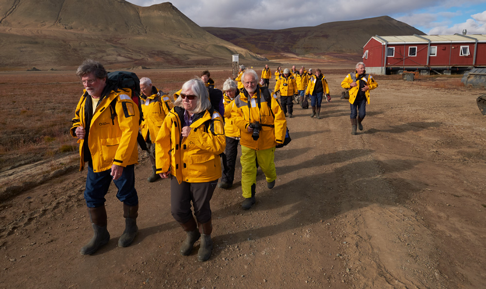 The march from the airport to the zodiacs