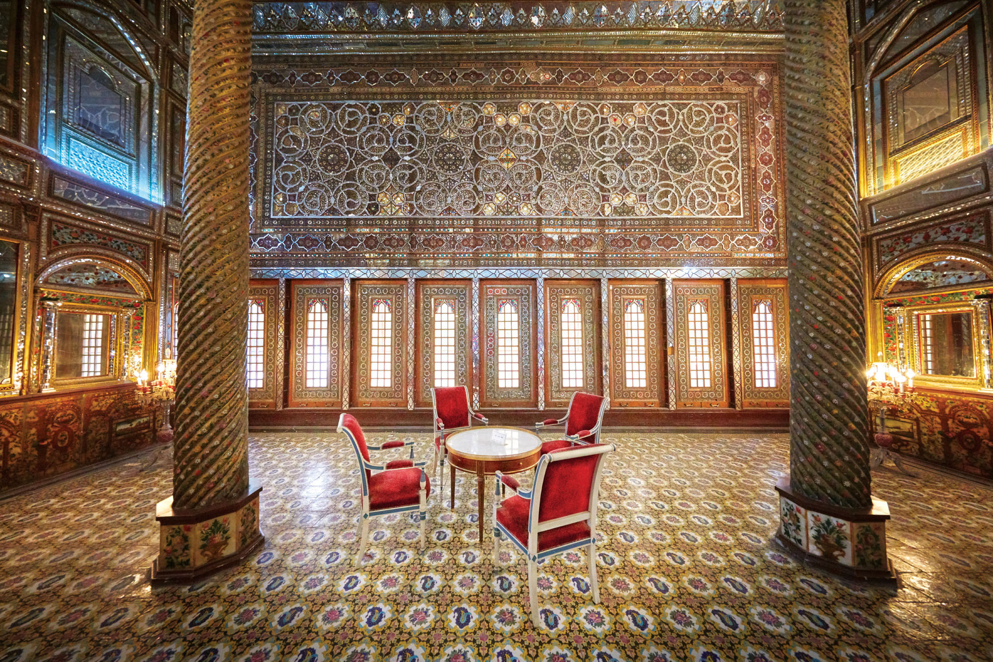 Golestan Palace, Tehran, Iran. Canon EOS 5DSR, 11-14mm lens, f5 @ 1/40 second, ISO 3200.