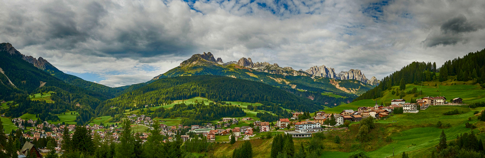 Extreme pano, a village in the Dolomites, 8 image stitch, Phase One camera.