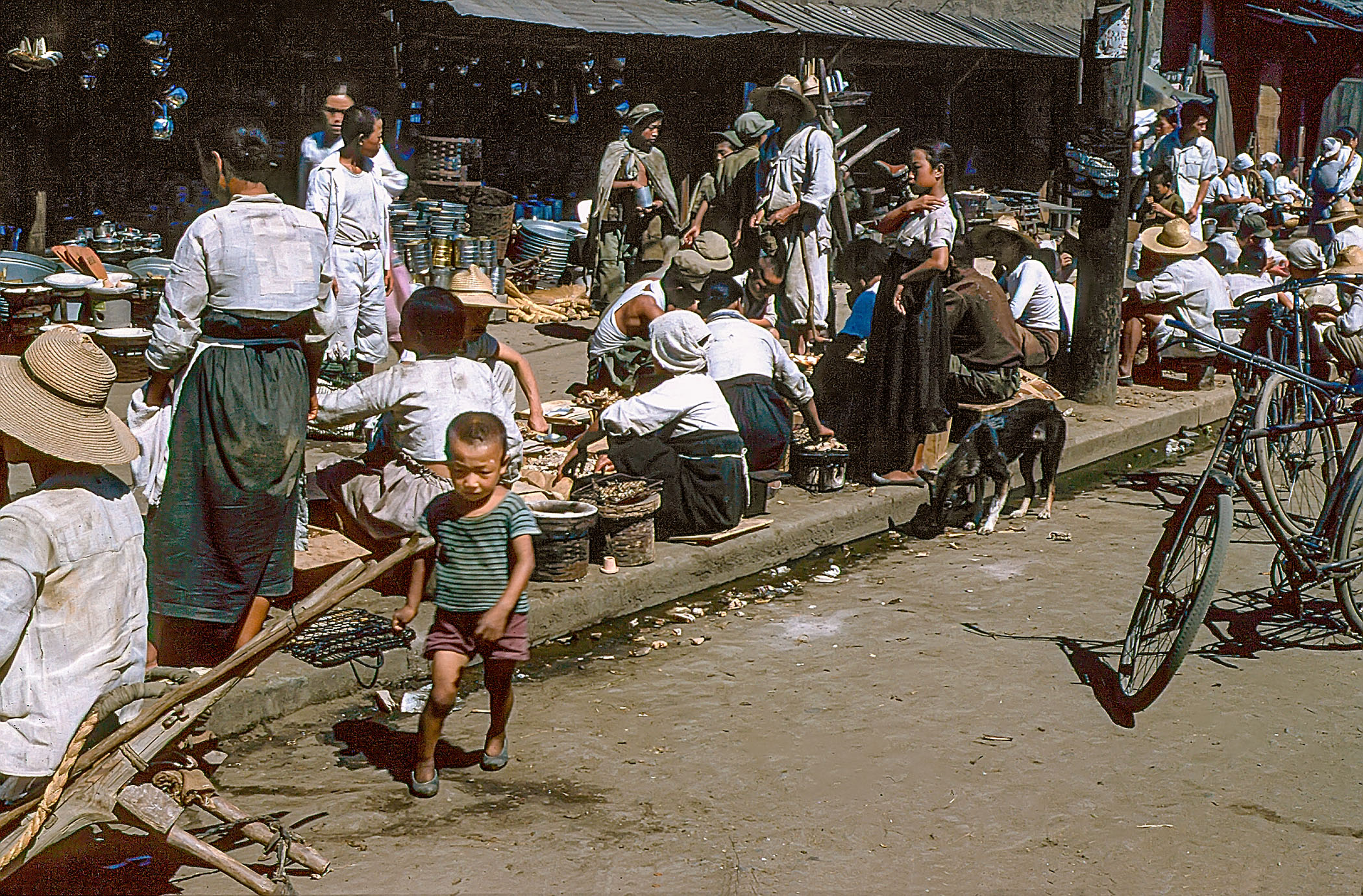 Marketplace-Korea-1953