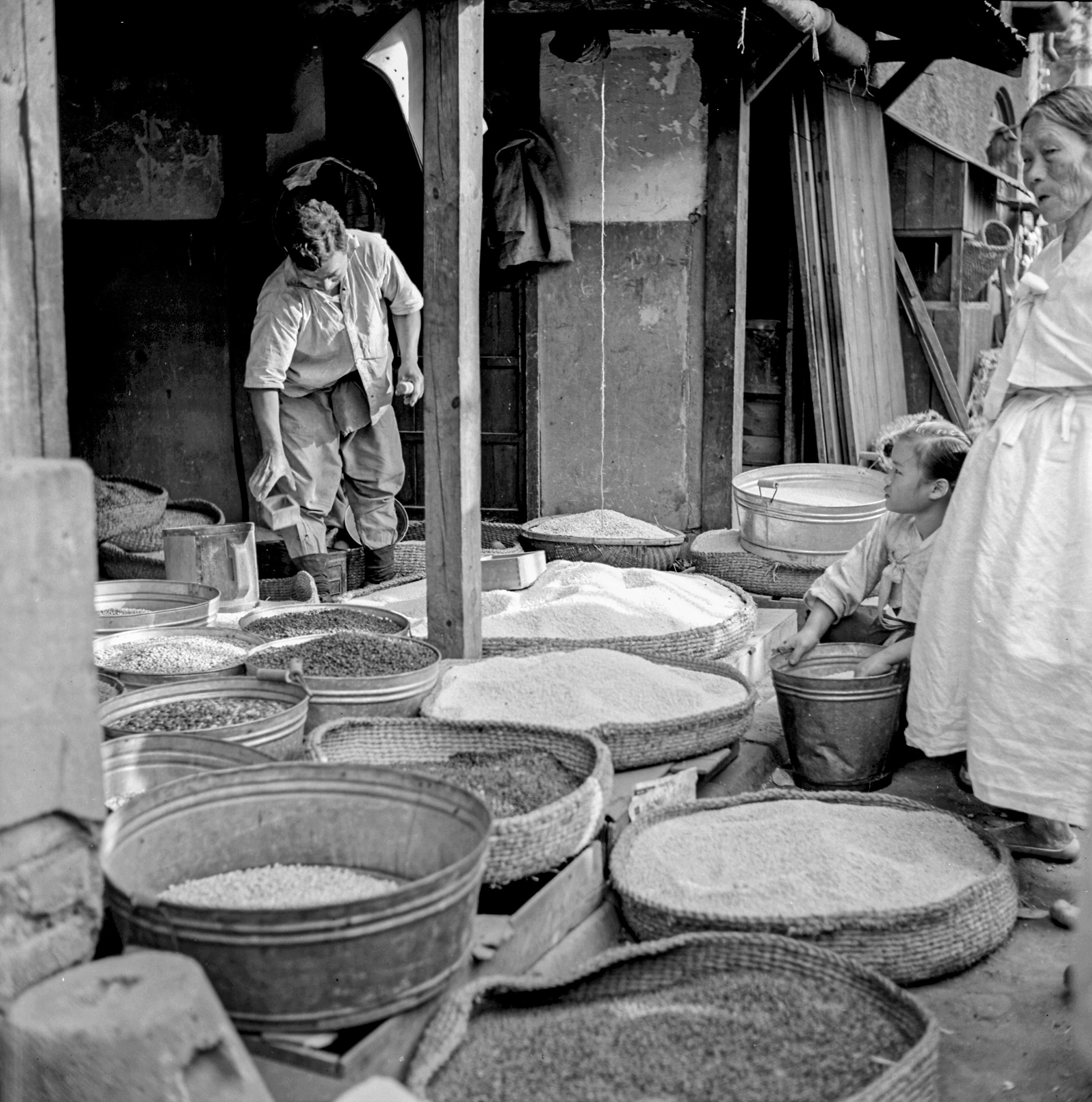 Rice-Market-Korea-1953